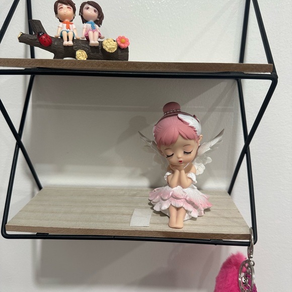 Wall hanging with ornaments and key chain - Picture 3 of 8